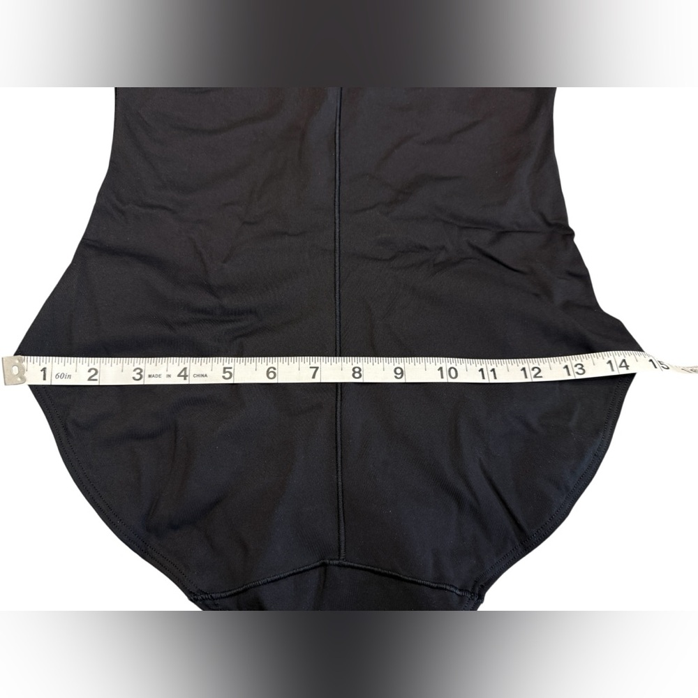 Torrid Ultra High Waist Shapewear Brief Size 1 Black Smoothing NWT - Picture 5 of 9